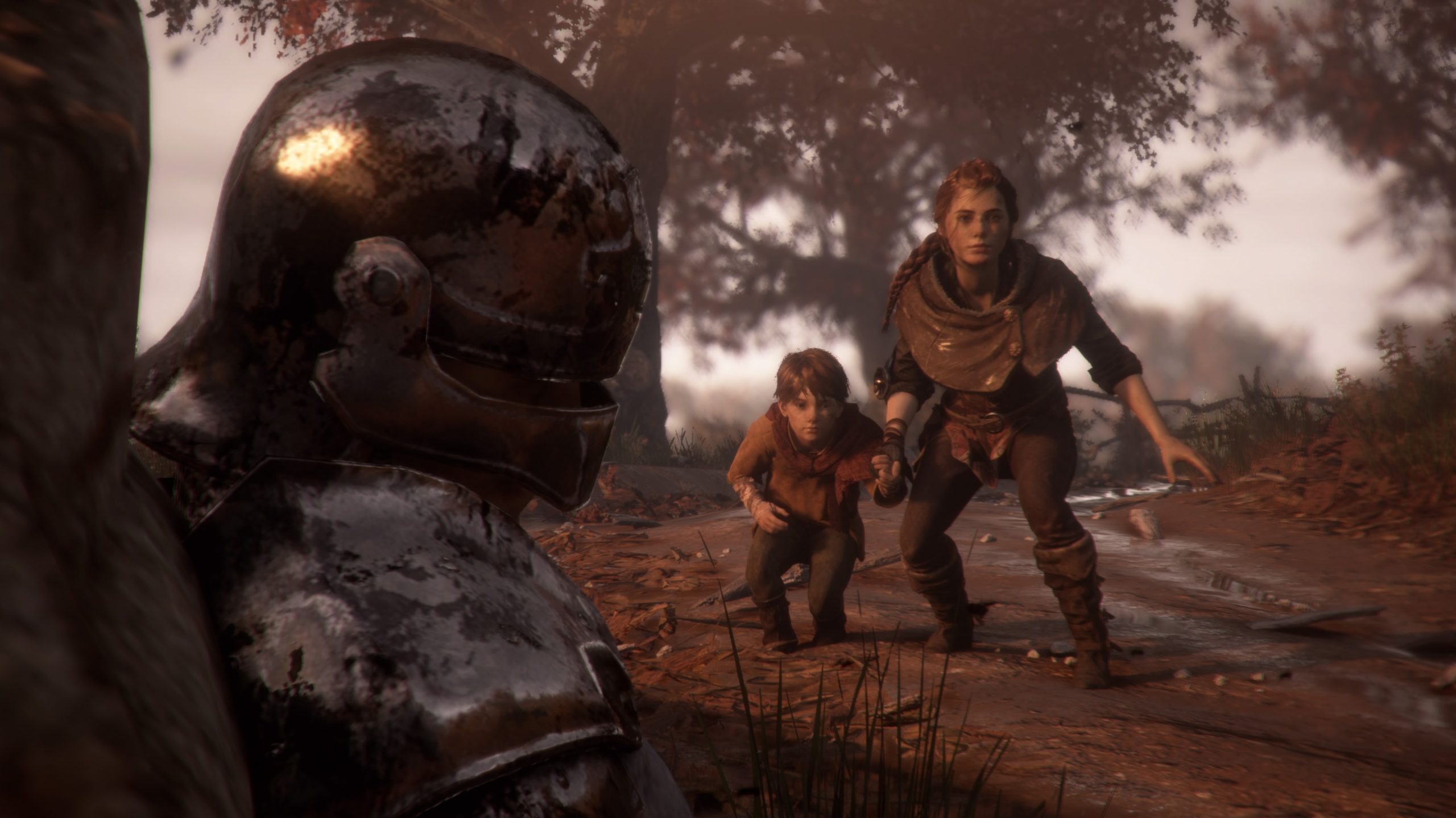 Amicia sa s Hugom musia efektívne vyhýbať inkvizičným vojskám (Foto: Plague Tale: Innocence)